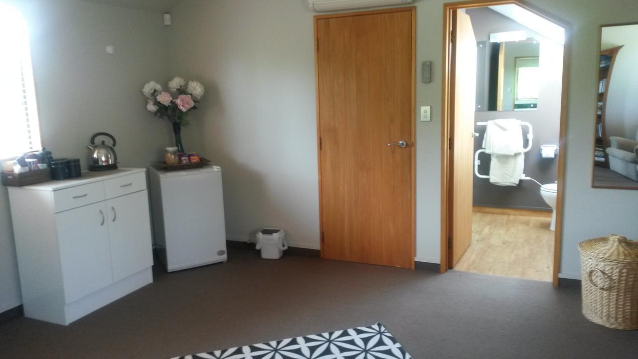 Rockview B And B Александра Екстериор снимка